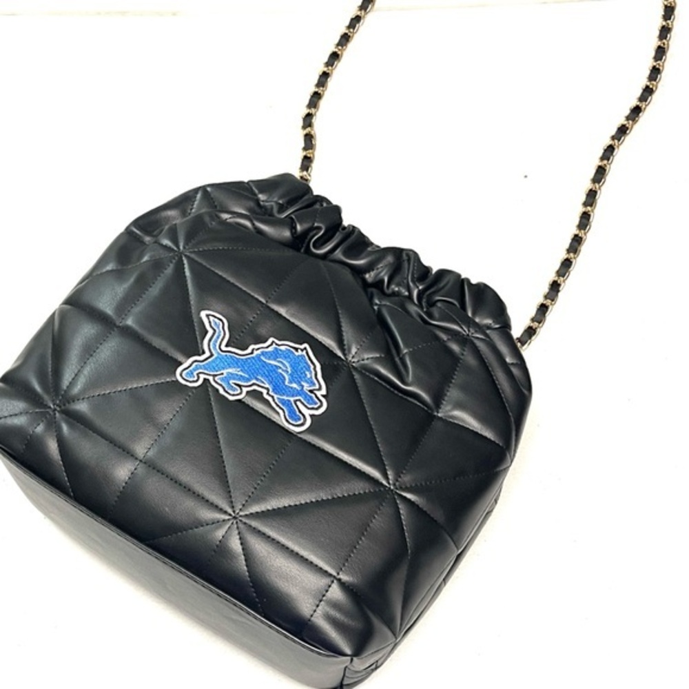 Detroit Lions Black Quilted Chain-Handle Shoulder cross-body Bag